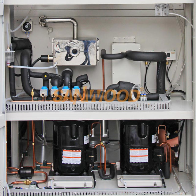 Xenon lamp aging test chamber